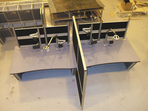 Console di controllo del traffico aereo multiposto - THINKING SPACE SYSTEMS LTD - curvo / con contenitore / per la formazione