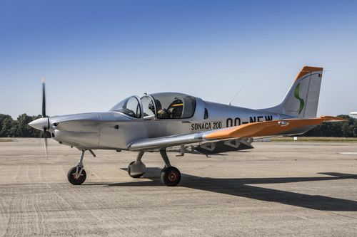 Aeroplano per scuola - Sonaca 200 - Sonaca Aircraft - monomotore / con motore a quattro tempi / a due posti