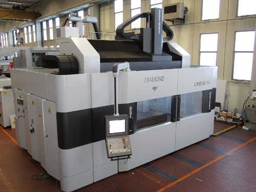 Centro di lavoro 5 assi - DIAMOND LINEAR 15 - Parpas SpA - 3 assi / verticale / universale