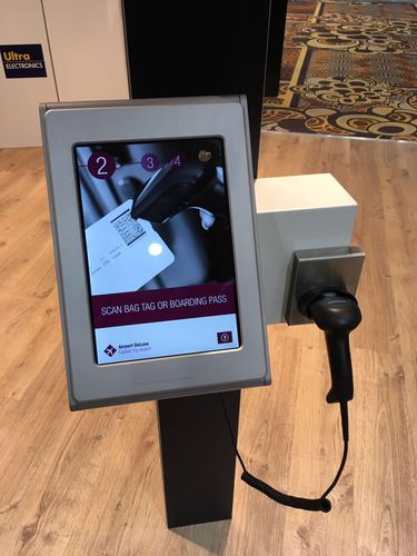 Banco drop-off automatico self service - Drop.Go C - Materna IPS - con stampante / con check-in / per aeroporto