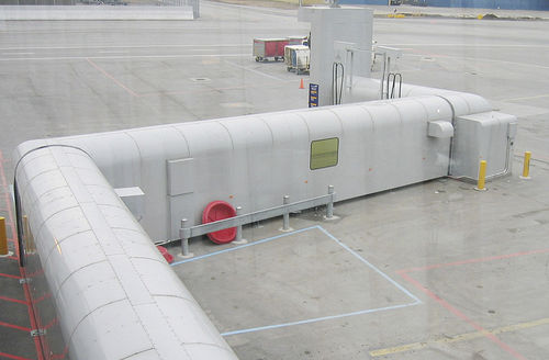 Passerella di imbarco per passeggeri - ACCESSAIR Systems - con aria condizionata