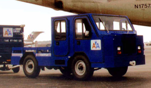 Trattore rimorchiatore - APV - Lift-A-Loft Corporation - per aereo di linea / con barra di traino / con cabina
