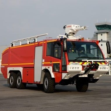 Veicolo antincendio per aeroporto - S3X - Sides - intervento rapido / 6x6 / con lancia telescopica