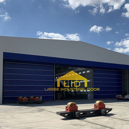 Porta per hangar pieghevole - Large industrial door - per aereo / a prova di vento