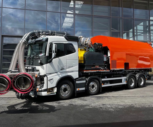 Veicolo per pulizie aeroportuali semovente - compact 80 - Maschinenbau Cernota GmbH & Co. KG - per pista / altissima pressione