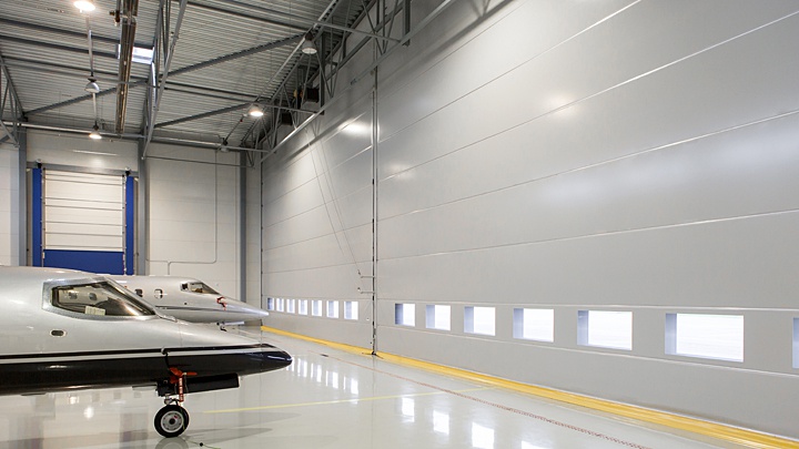 CHAMPION DOOR Photo 2