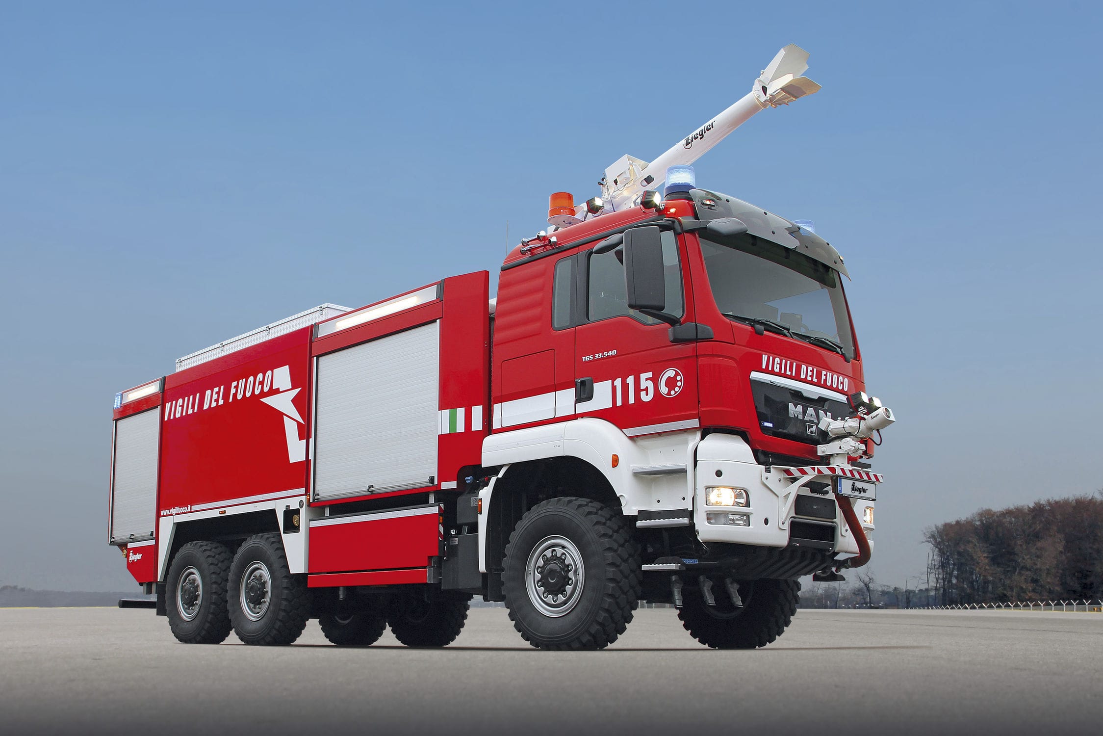 空港用消防車 - FLF 3 - ALBERT ZIEGLER GMBH - 4x4 / 折りたたみ式