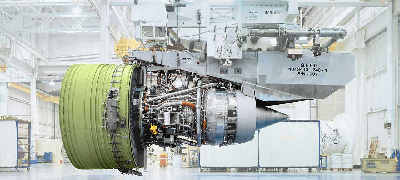 400kN以上ターボジェットエンジン - GE90 series - GE AVIATION 400kN以上ターボジェットエンジン - GE90 series - GE AVIATION