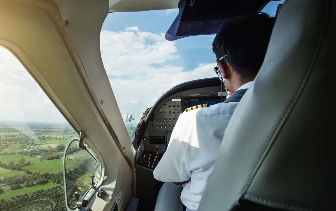 飛行機のキャビン用酸素マスク - Sweep-On® 2000 - Collins Aerospace