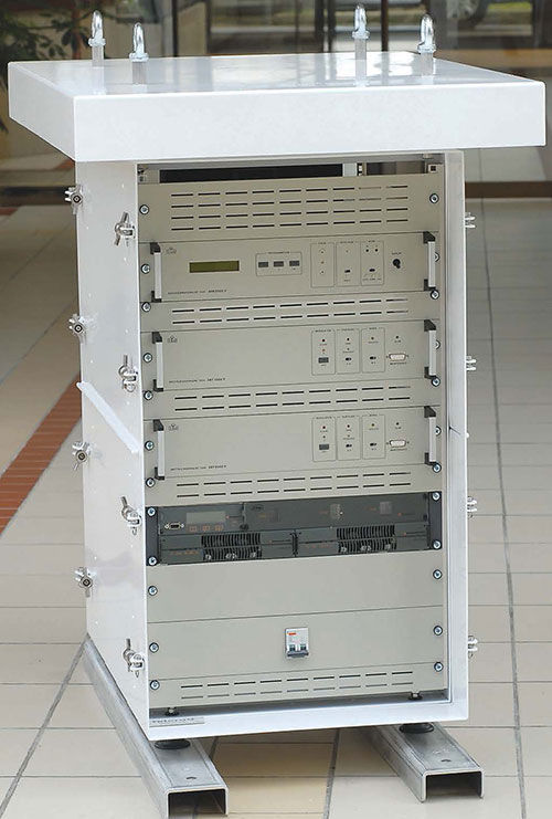 ラジオビーコン無指向性無線標識 RBT9300 TELERAD 空港用