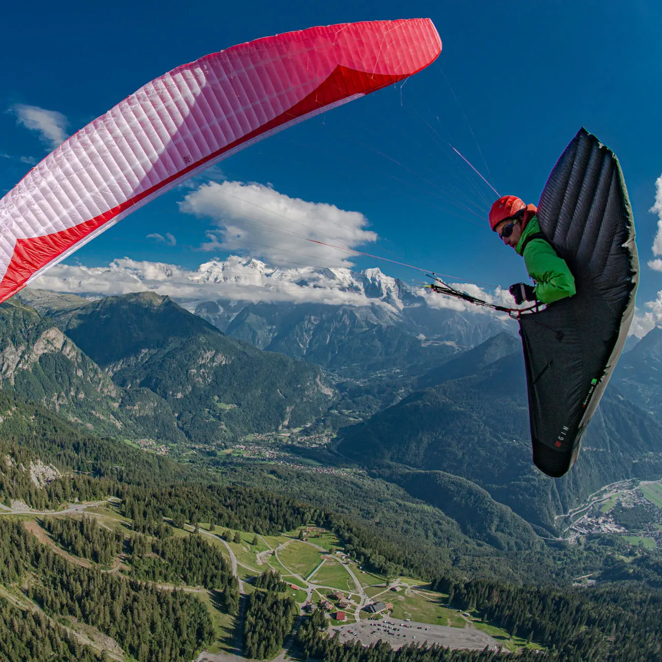 パラグライダー自由飛行ハーネス - Genie Lite 3 - GIN Gliders パラグライダー自由飛行ハーネス - Genie Lite 3 - GIN Gliders