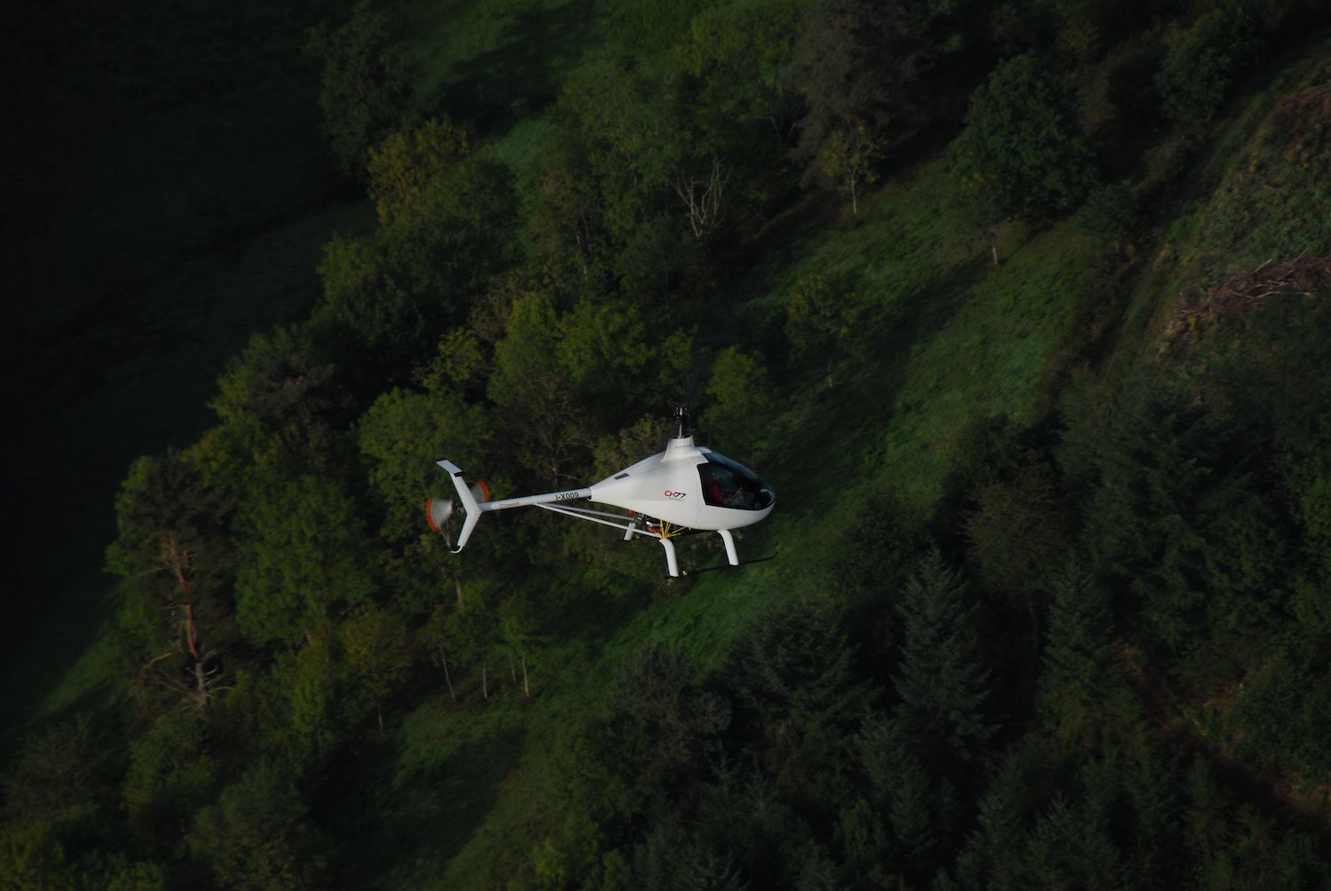 2人乗りULMヘリコプター - CH-77 Ranabot - Helisport - Kompress