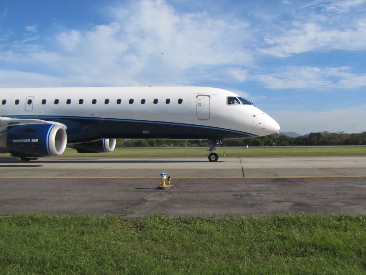 誘導路ライト - A650 - ARC Aviation Renewables Corp. - 空港滑走路