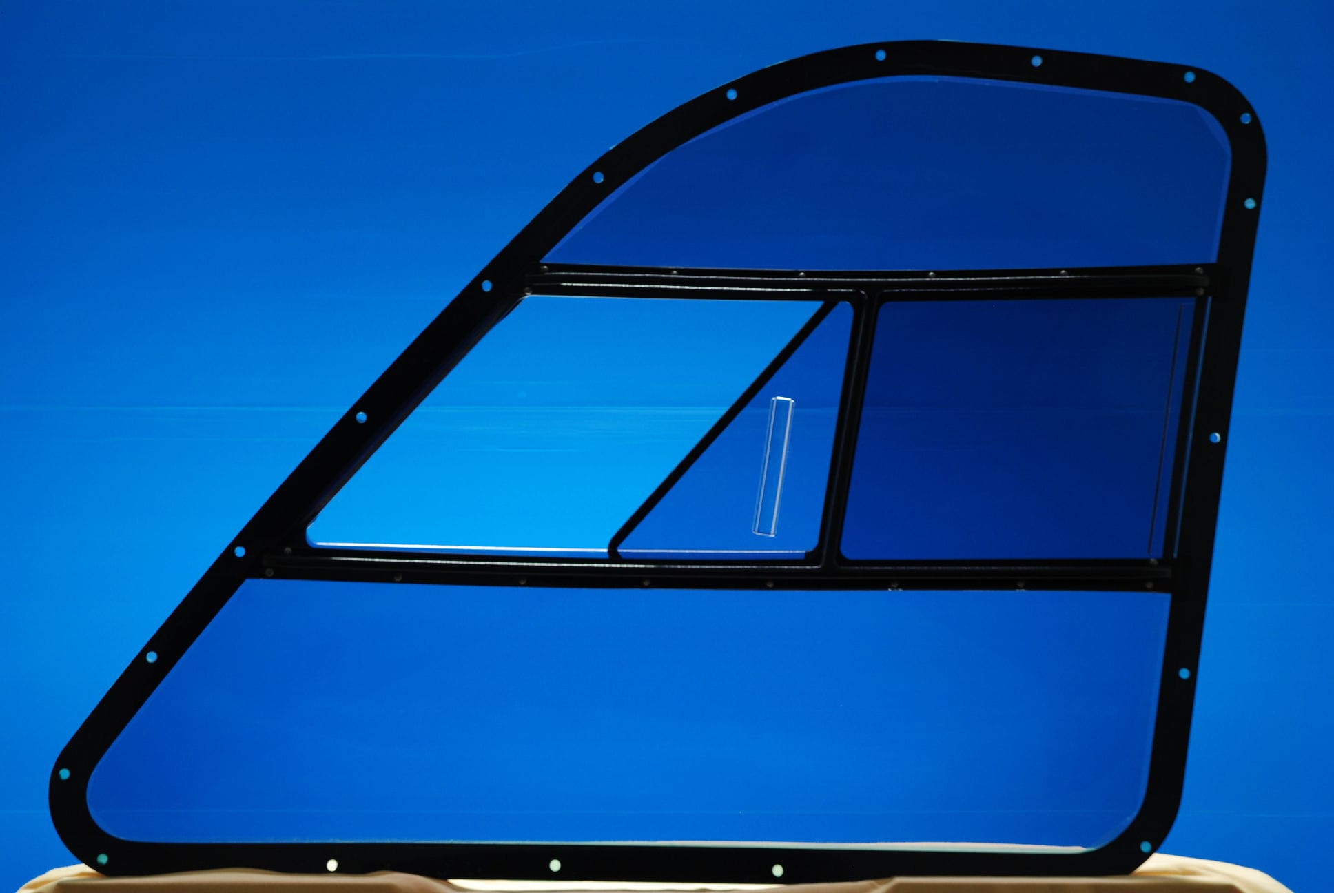 航空機部品　窓 ヘリコプター用航空機の窓 - PLEXIGLAS® - PLEXIWEISS GMBH - アクリル