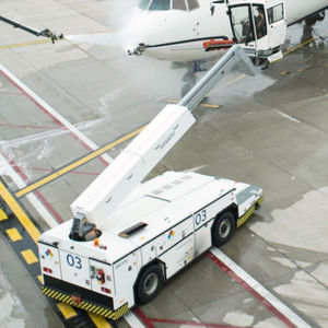 航空機用除霜車