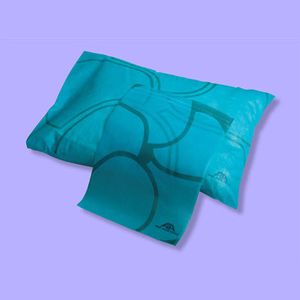 飛行機のキャビン用ヘッドレストカバー 1