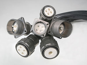 電源コネクター 1