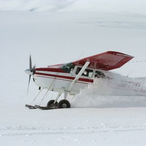 軽飛行機用スキー 1