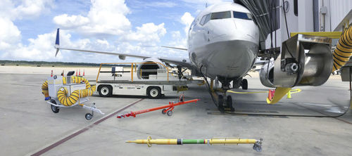 牽引車両トウバー - HALL TECHNICAL SERVICES LLC - 航空機用 / 空港用