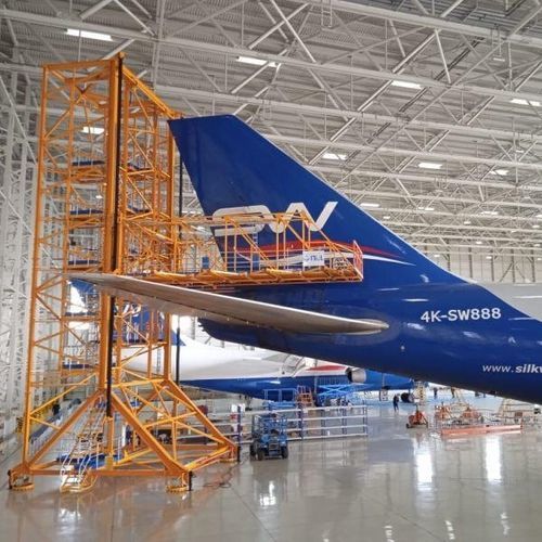 飛行機用航空機ドック - NIJL AIRCRAFT DOCKING B.V. - 航空機の尾翼用 / 調整可能 / 固定型