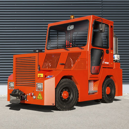 牽引用トラクター - DFZ 120 H - VOLK FAHRZEUGBAU GMBH - 航空機用 / ディーゼル / 牽引バー付