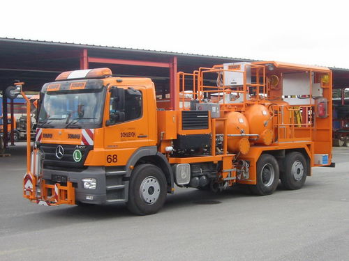 自走式白線引き機 - WP 3000 Airless - Winter Markiertechnik GmbH - 塗料用 / 滑走路