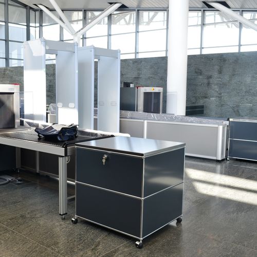 警察カウンター - 5/5 - USM Airportsystems AG - 空港用
