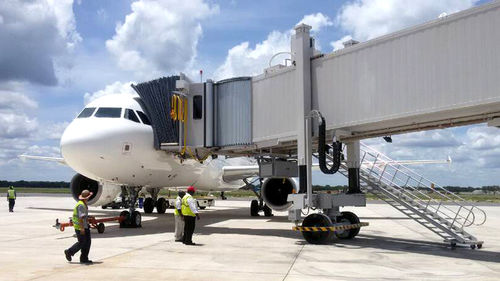 乗客用旅客搭乗橋 - Shanghai Haobo Aviation Equipment Co., Ltd. - ガラス製仕切り付
