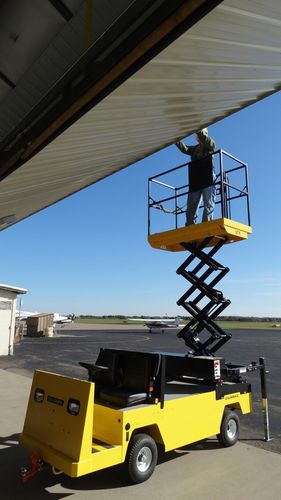 作業用昇降式プラットホーム - UTX30 - Innovative Equipment, LLC - シザー / 空港用