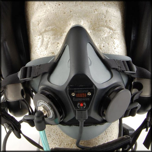 MBU-20A/P 酸素マスク MBU-20A/P Oxygen Mask | Pro Flight Gear