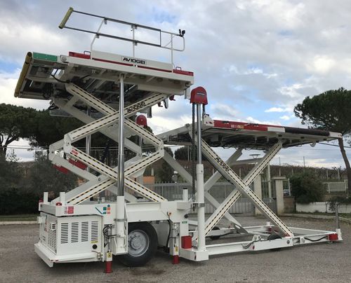 シザーフォークリフト - 2PDL 7000 - Aviogei/Italy - 貨物用 / ディーゼル / 電動式
