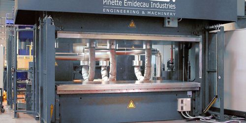 油圧式プレス機 - Pinette Emidecau Industries - 成形 / 圧縮 / 成型用