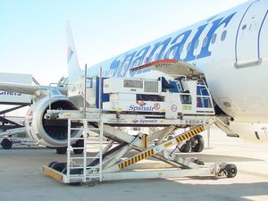 loader tipo tesoura / para bagagens / para aeroporto
