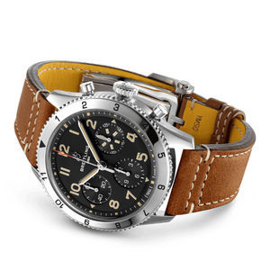 relógio de pulso modelo Aviator