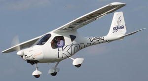 aeronave leve esportiva de 2 lugares / monomotor / com motor de 4 tempos