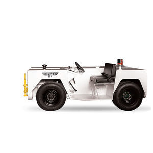 trator rebocador 1