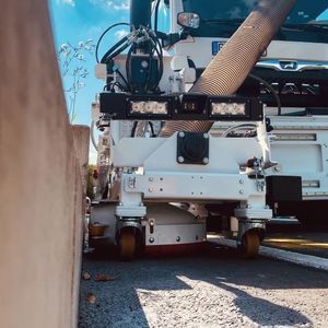 máquina de limpeza para remoção de marcações nos lancis