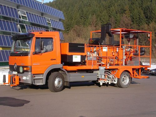 Máquina de demarcação montada em caminhão - WTSE 800 - Winter Markiertechnik GmbH - para termoplástico / para pista