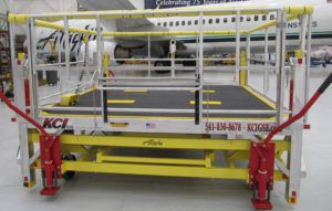 Plataforma elevatória de manutenção - APU - Keith Consolidated Industries, Inc. - de coluna / para avião