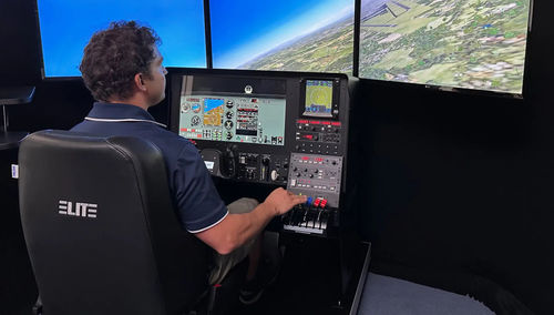 Simulador de voo - PI135 - Elite Simulation Solutions - de avião / para treinamento / FSTD
