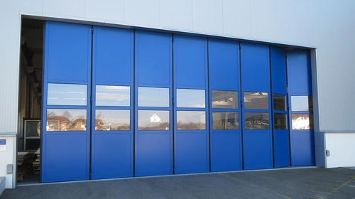 Porta para hangar dobrável - AL603SF  - Schneider Torsysteme - para avião / com isolamento térmico