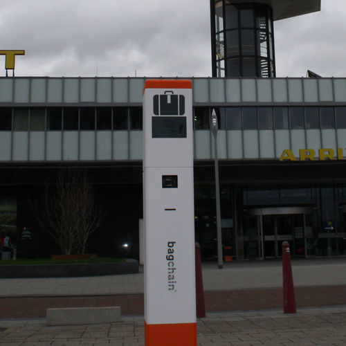 Totem de check-in com leitor de cartões de embarque - bagchain - com impressora / com leitor RFID / para bagagens