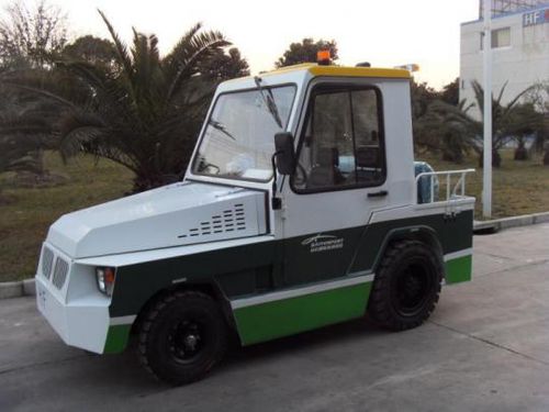 Trator rebocador - HF5825Z  - Shanghai Hangfu Airdrome Equipment Co., Ltd. - para aeronave / a diesel / sem barra de reboque